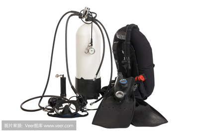 潛水探險(xiǎn)中的必備利器 宣泄器材組合