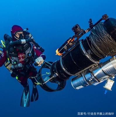 暢游潛行 勞力士與寶珀五十噚潛水腕表的巔峰對(duì)決